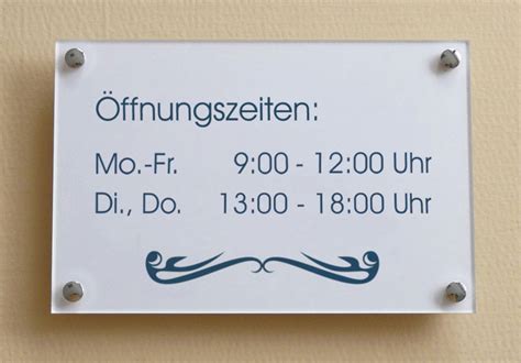 Öffnungszeiten .